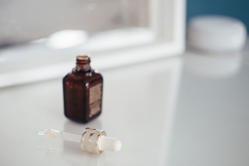 AMENITY - SENSORY BOX PACK 15 ML 1.2 TIMELESS CHARM (BLUE VELVET) (NEGRO)